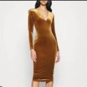 Good American MIDI dress stunning copper velvet